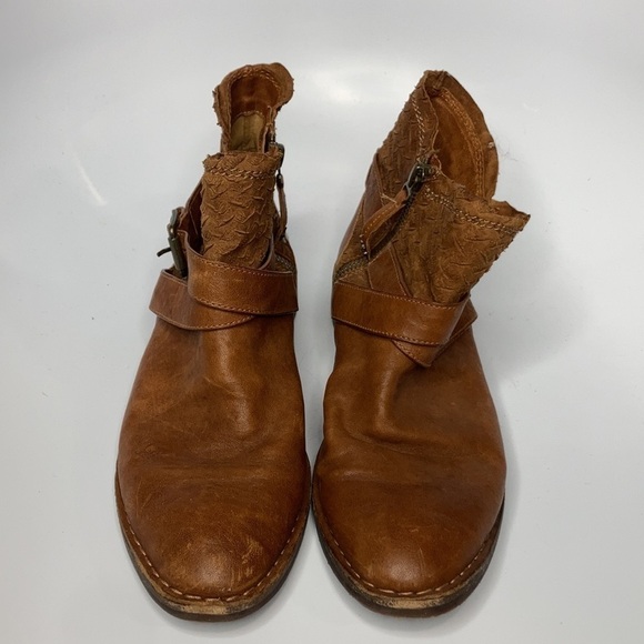 Trask Alexa booties leather boots size 8 - Picture 4 of 11